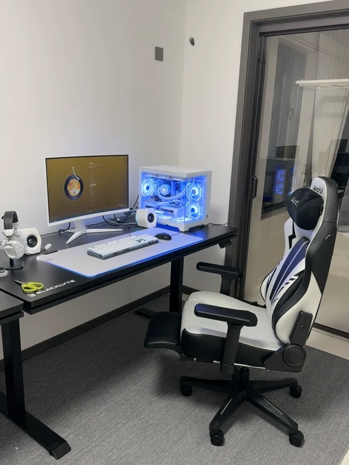 Kursi Gaming Pertama untuk Pem - Office Furniture First ulasan dan harga